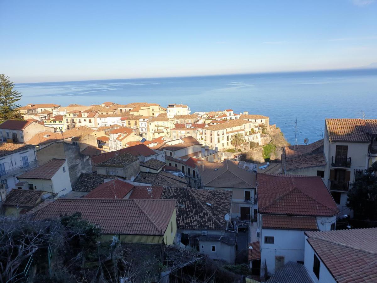 2 Bed Apartment In The Historical Center Pizzo ปิซโซ ภายนอก รูปภาพ